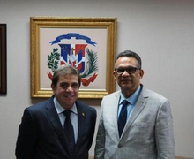 MINISTRO DE ADMINISTRACIÓN PÚBLICA DE REPÚBLICA DOMINICANA SE REÚNE CON SECRETARIO GENERAL UIM