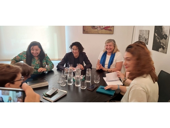 Reunión en Santa Coloma de Gramenet inicia proceso del Programa de Mentoring para Mujeres Líderes